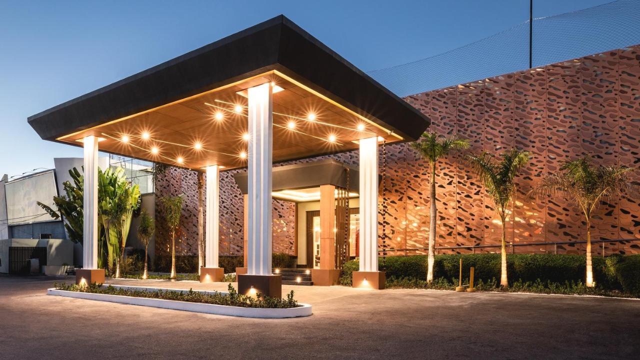 Be Live Collection Punta Cana Adults Only Exterior photo The entrance of the hotel