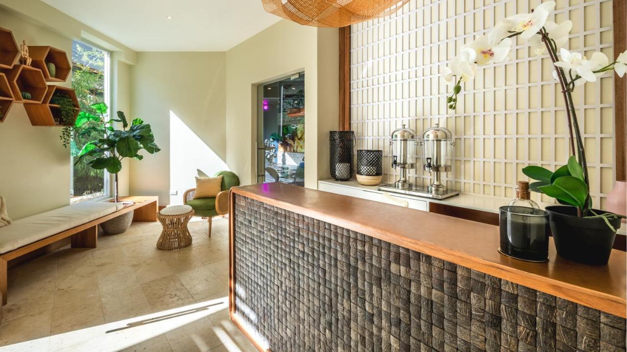 Be Live Collection Punta Cana Adults Only Exterior photo The lobby of the hotel